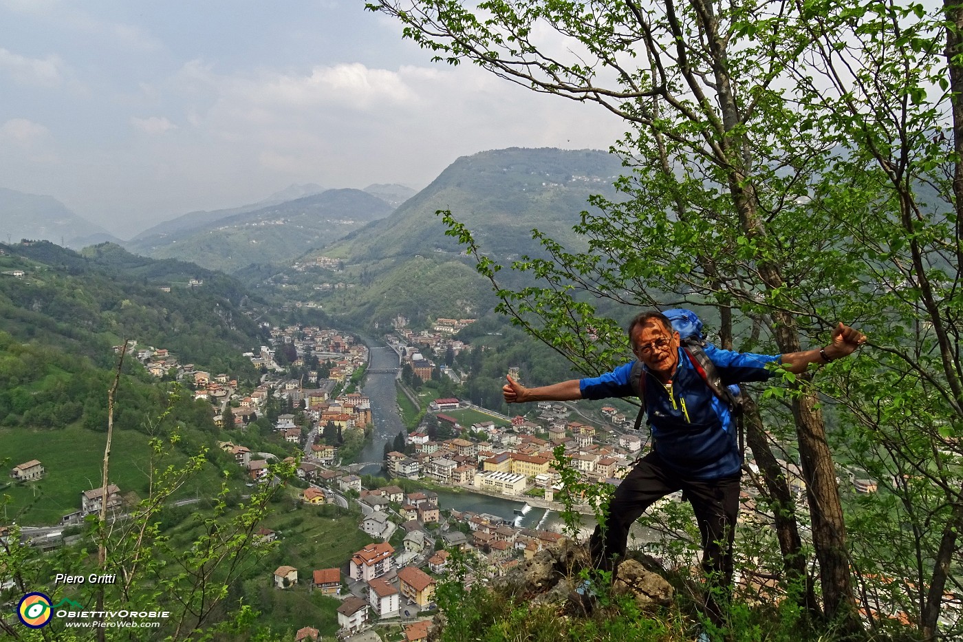 15 Vista panoramica su S. Pellegrino Terme.JPG -                                